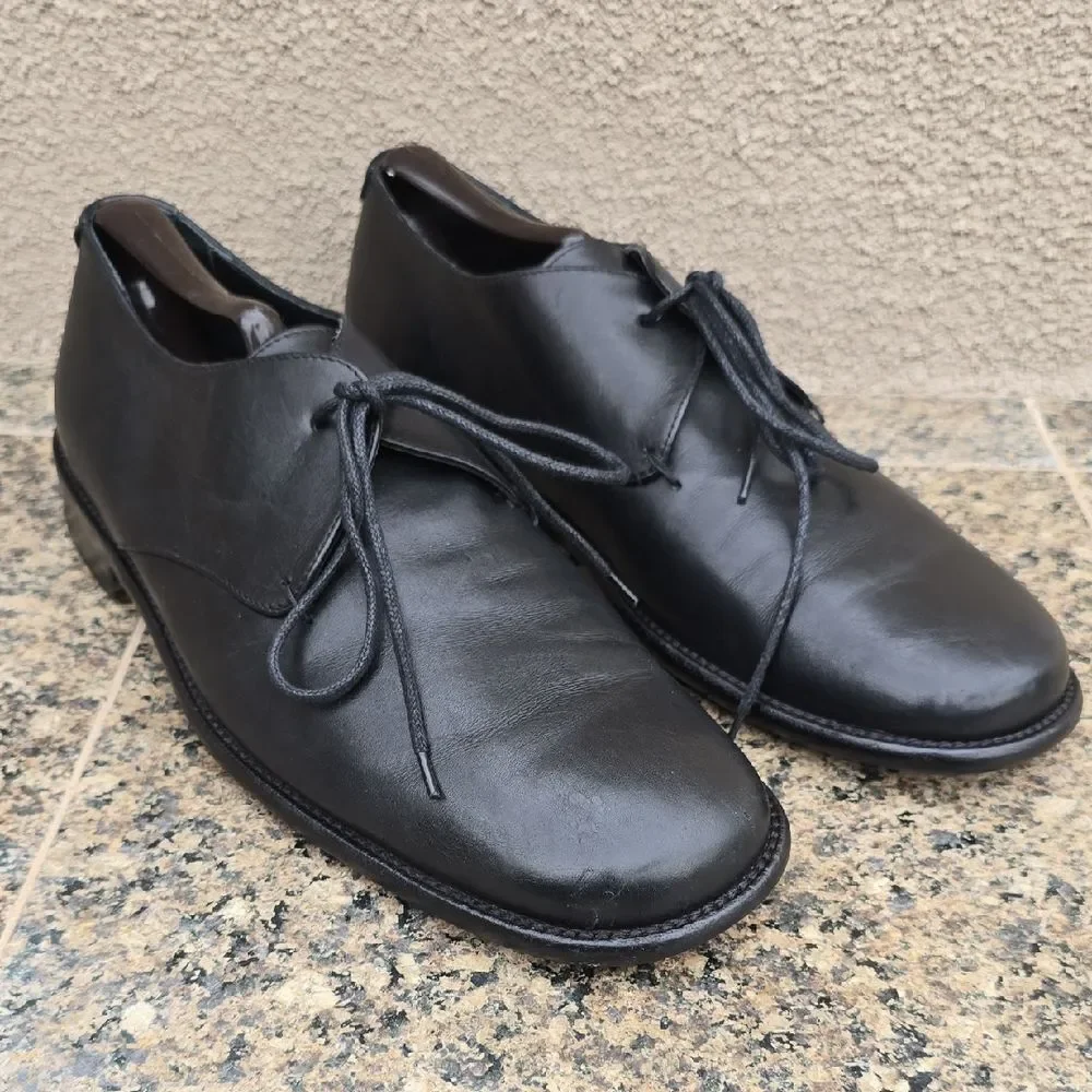 Cole Haan Black Leather Oxfords